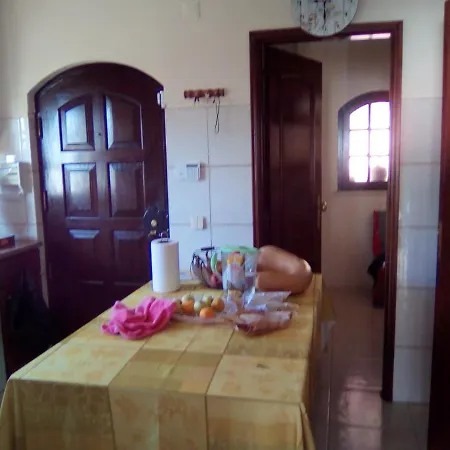 6 Bedrooms With Private Pool Jacuzzi And Enclosed Garden At Mira De Aire Villa Mira (Leiria)